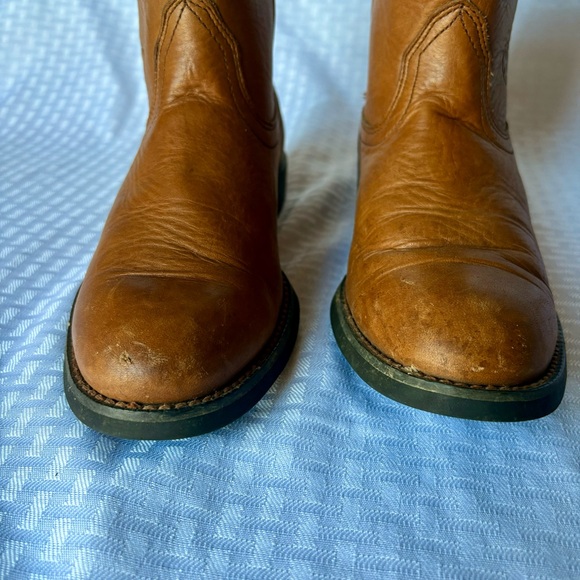 ARIAT || 6.5  Women’s Heritage Roper Boots Distressed Brown Leather VGUC - Picture 5 of 9